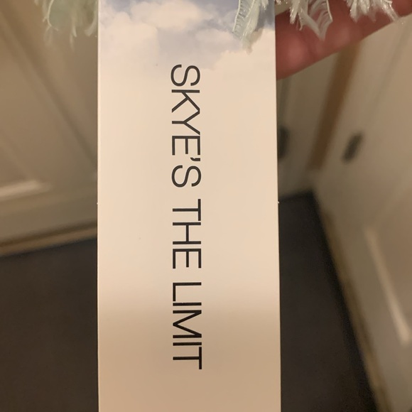 Sky’s the limit mint color unique yarn sweater Sz M - Picture 6 of 7